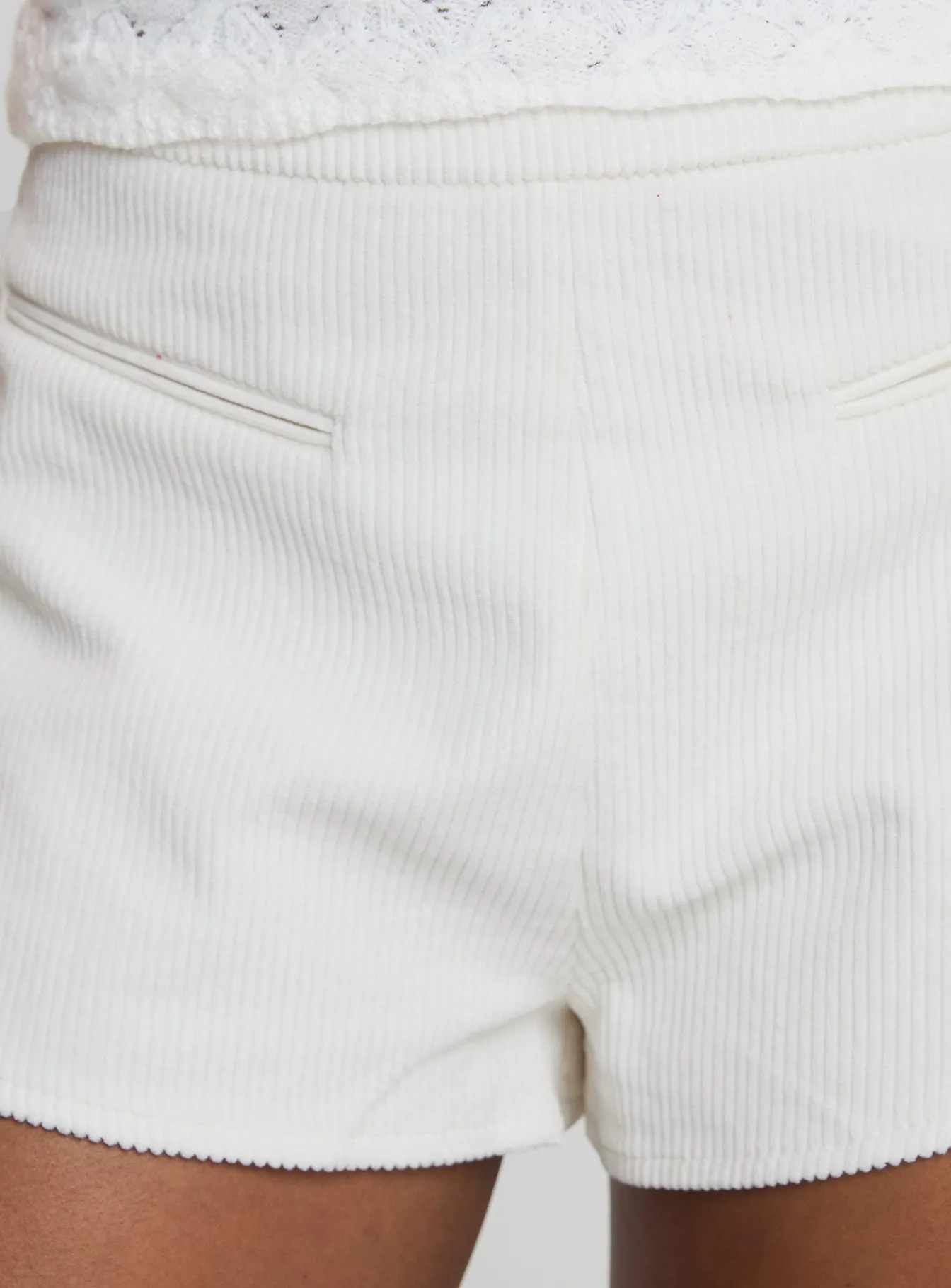 Grigio Cord Shorts Ivory