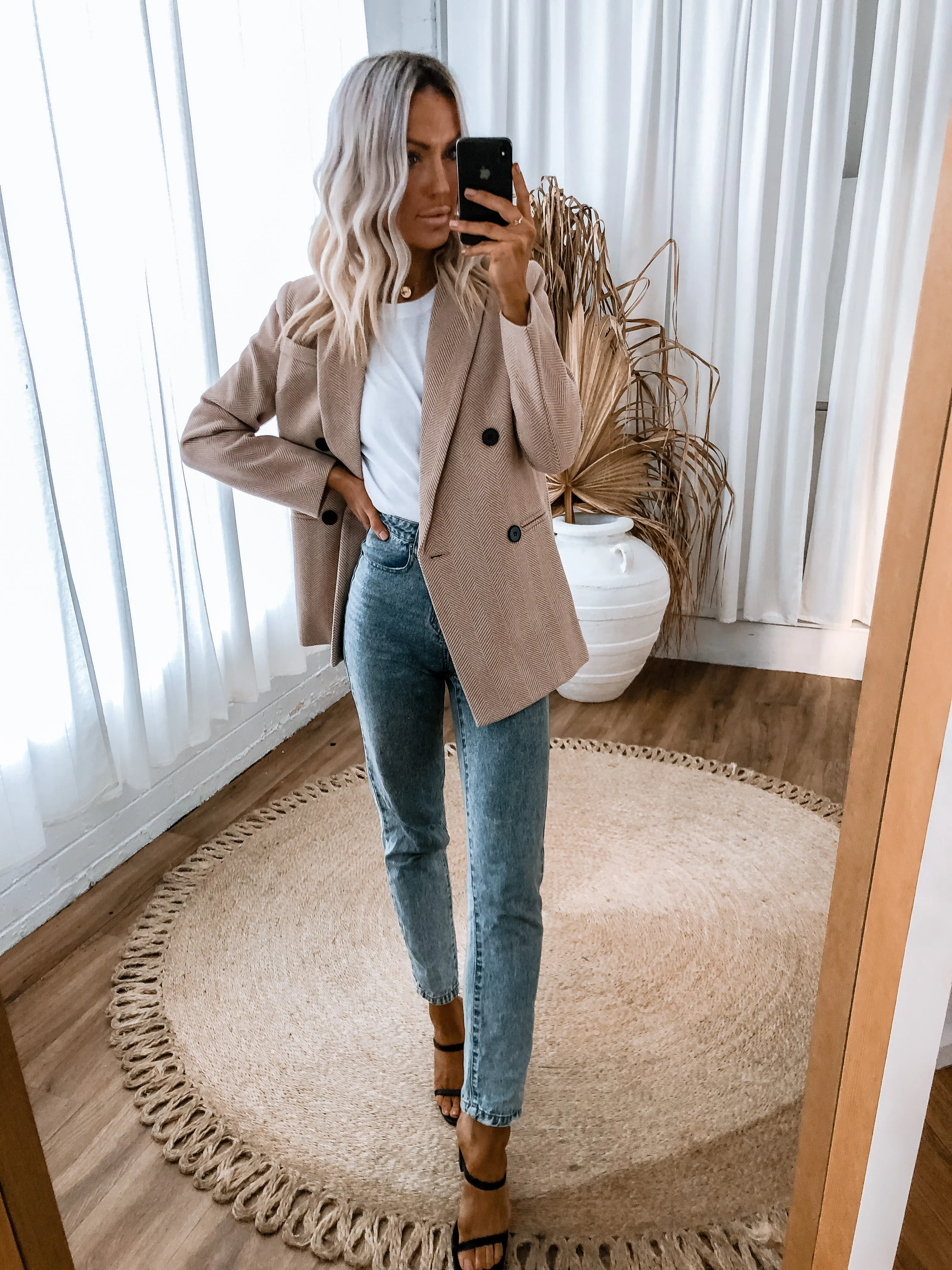 Mila Blazer - Beige