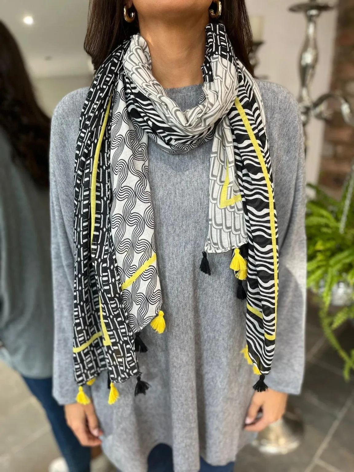 Mixed Pattern Print Scarf