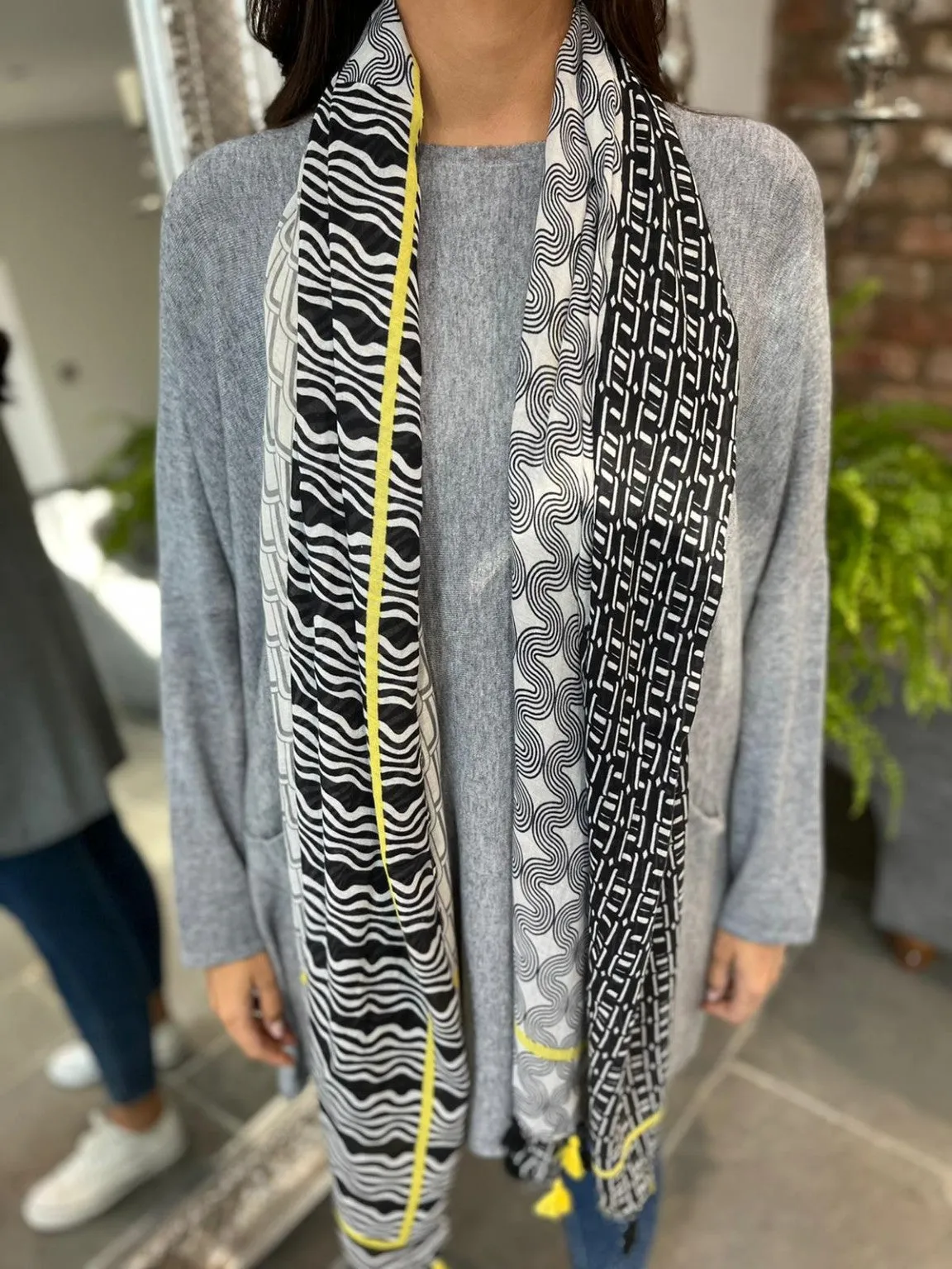 Mixed Pattern Print Scarf