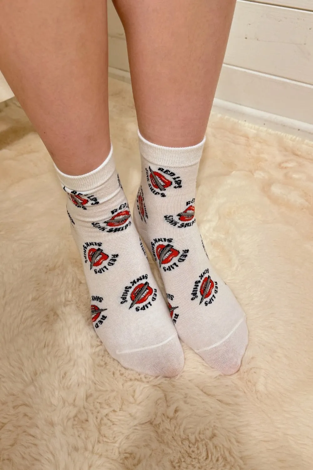 Red Lips Socks