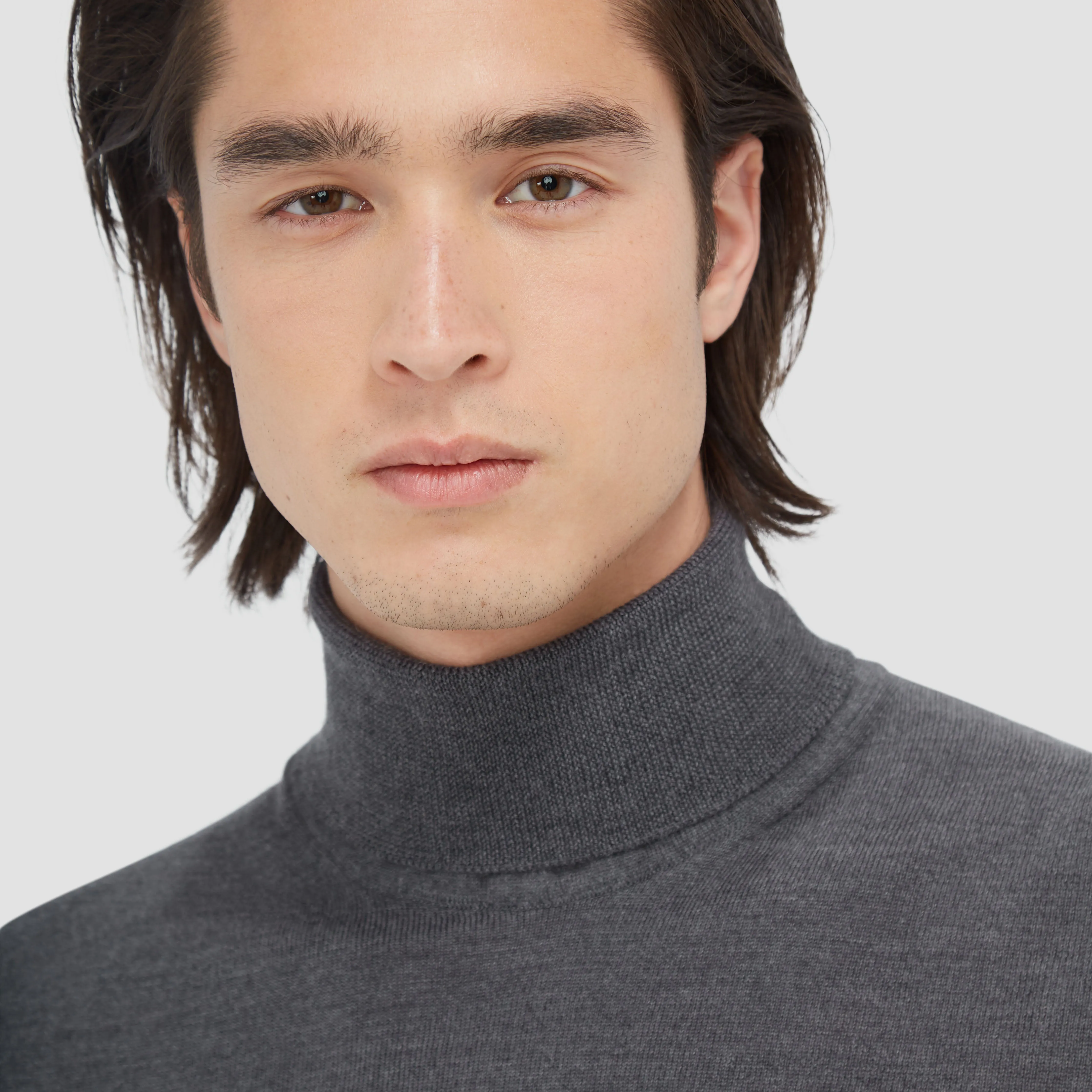 SAWYER Turtle Neck Merino Sweater