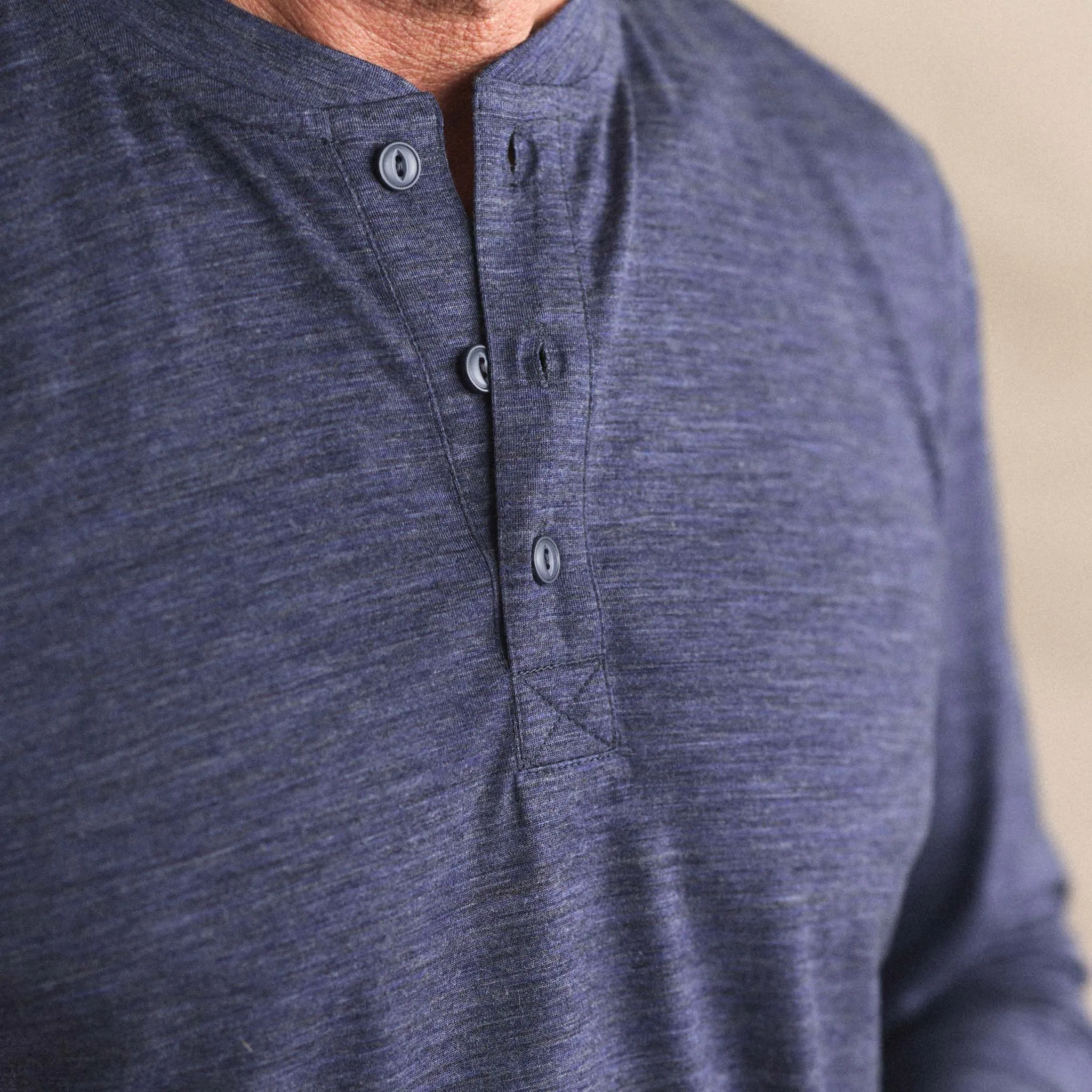 The Merino Henley in Heather Navy