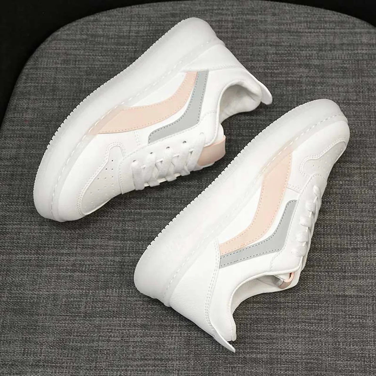 White pink color stripe shoe sneaker